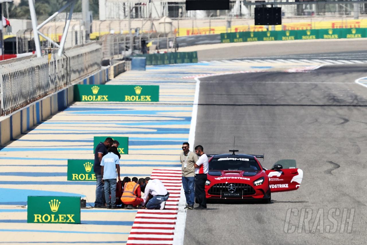 Red flag in F1 testing; Mercedes, Ferrari inspect damage from loose drain cover