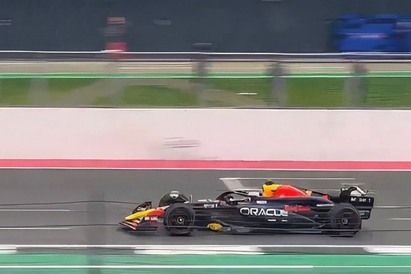 Red Bull’un 2024 Formula 1 aracı RB20 ilk kez piste çıktı