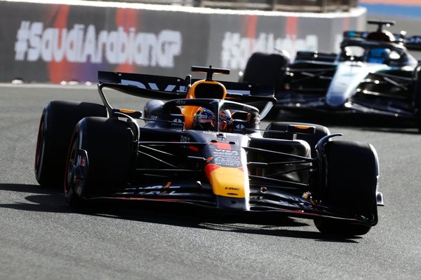 2024 Suudi Arabistan Yarış 1. antrenman seansı: Verstappen lider, Alonso ikinci!