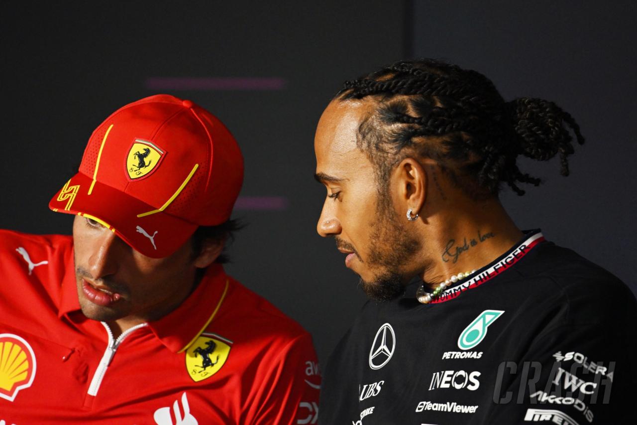 Mercedes told to pursue ‘asset’ Carlos Sainz to replace Lewis Hamilton