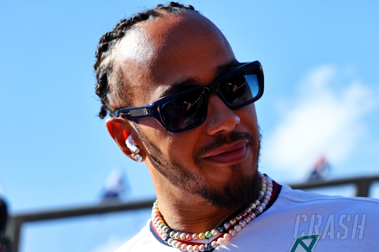 Lewis Hamilton tipped to win eighth F1 title after making “right decision”