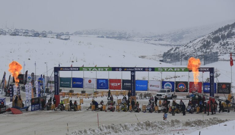 Dünya, Kayseri Erciyesi İzledi Dünya, Kayseri Erciyesi İzledi