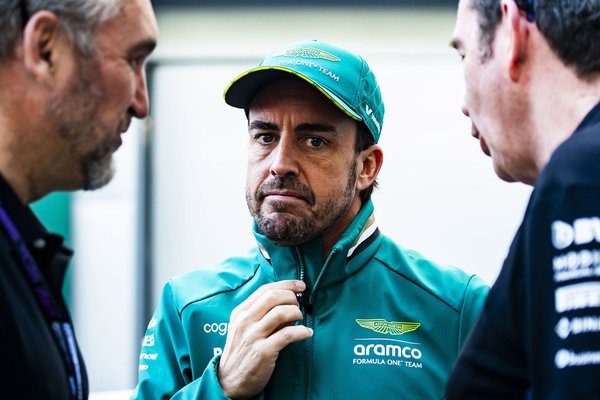 Aston Martin, Alonso’yu takımda tutmak için “her şeyi yapacak”
