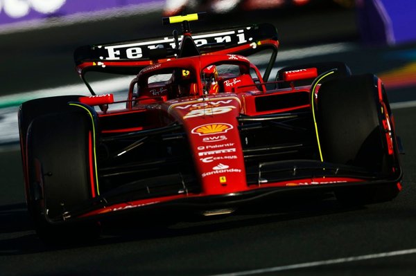 Ferrari, Imola için “büyük güncellemeler” hazırlıyor Ferrari, Imola için “büyük güncellemeler” hazırlıyor