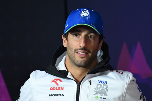 Ferret: “Ricciardo böyle devam edecekse emekli olmalı”