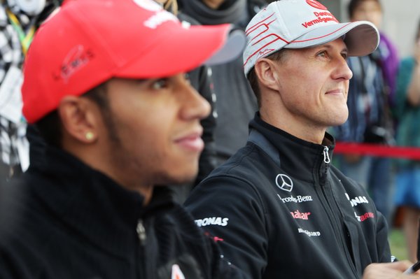 Fisichella: “Schumacher Hamilton’ı Ferrari’de görmeyi çok isterdi”