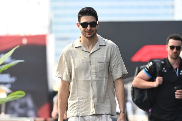 Ocon, Verstappen ve Hamilton’dan “çok şey öğrenmiş”
