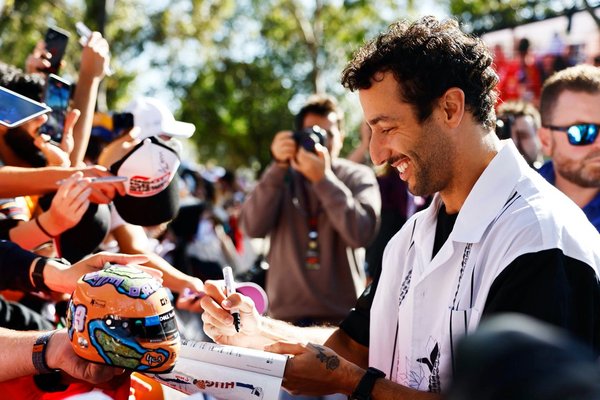 Ricciardo: “Padoktaki ‘negatif konuşmalar’ dikkatimi dağıtamayacak”