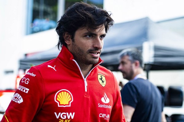 Sainz, Avustralya’da yarışabilir mi?