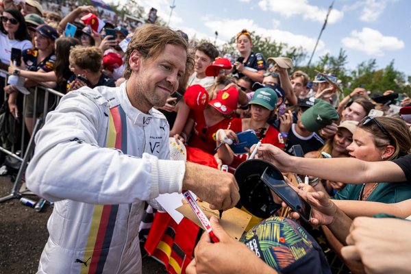 Collins: “Vettel, hızlı olacağından emin olduğu bir araçla Formula 1’e dönebilir”
