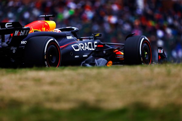 2024 Japonya Yarış 3. antrenman seansı: Red Bull’ların ilk iki pozisyonda bitirdiği seansta Verstappen lider