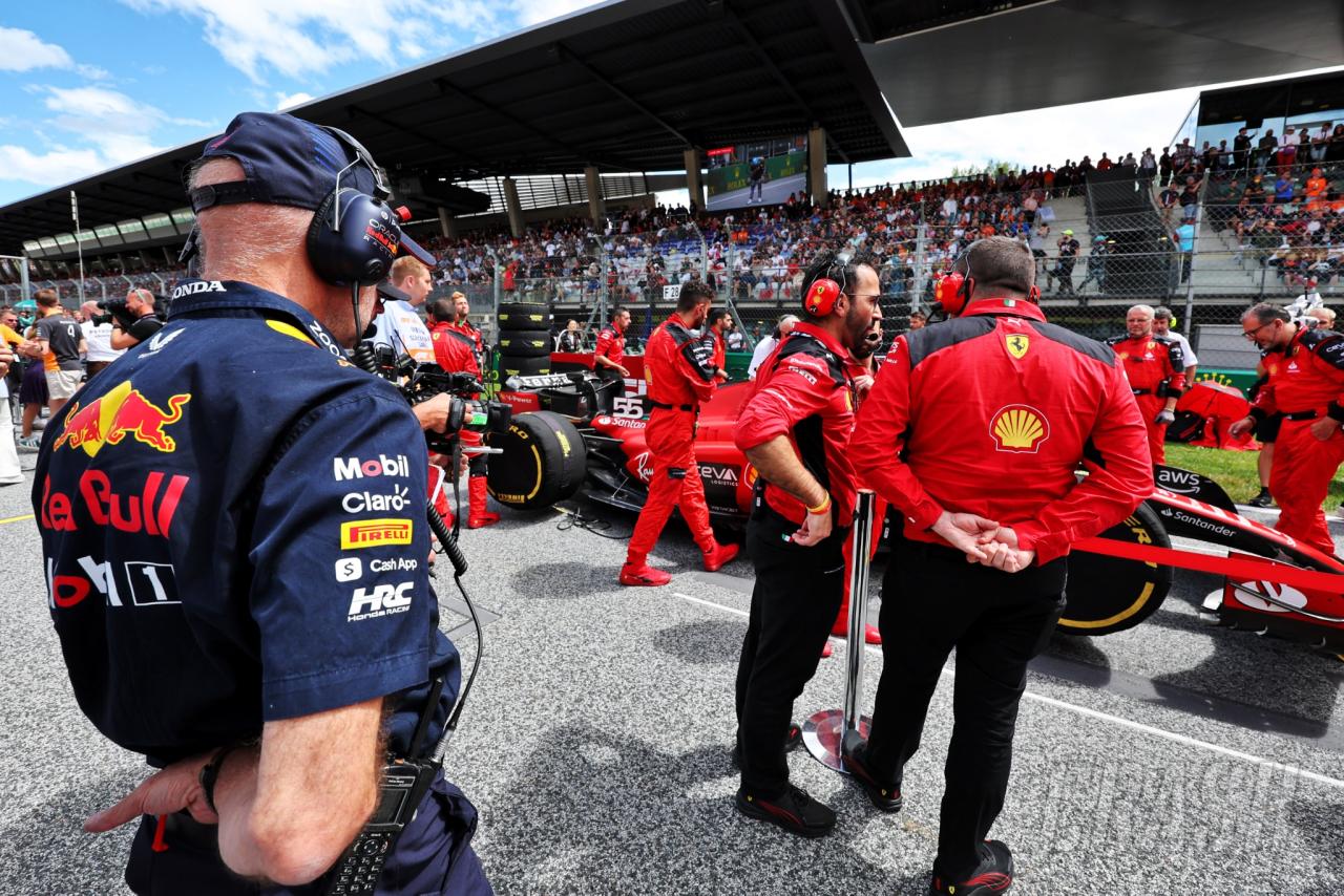 Adrian Newey “hates internal politics” as two rivals sense chance to tempt him