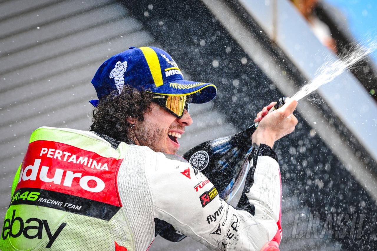 Marco Bezzecchi mentions Valentino Rossi assistance at Jerez Marco Bezzecchi mentions Valentino Rossi assistance at Jerez