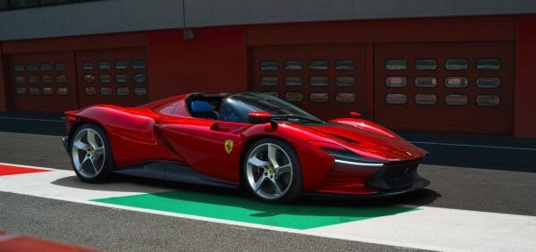 Ferrari – Daytona SP3 – 6.5 V12 (840 bg) F1 DCT – Teknik Özellikler