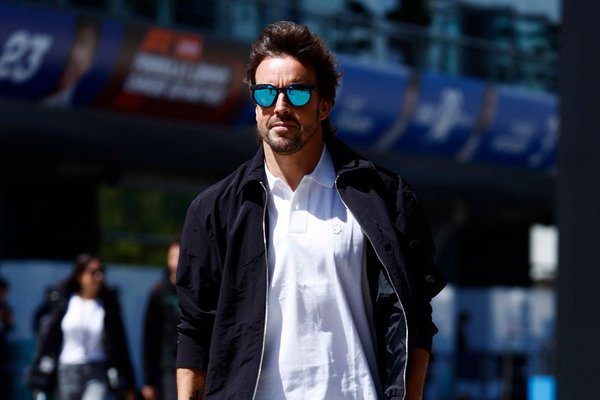 Alonso: “Diğer takımlarla yaptığım görüşmeler küçüktü”
