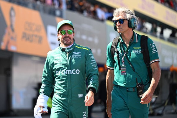 Aston Martin, Alonso’nun Formula 1’de devam etmek istediğinden “emin değilmiş”