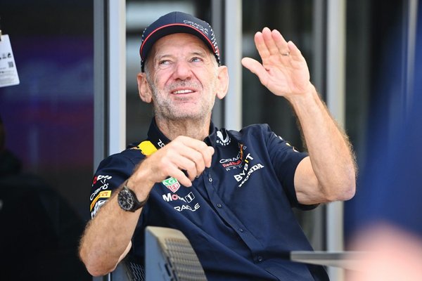 Aston Martin, Newey’e teklif yaptığı haberini yalanladı