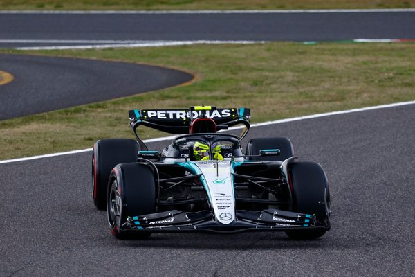 Hamilton: “Russell’la aradaki farka bakmıyorum”