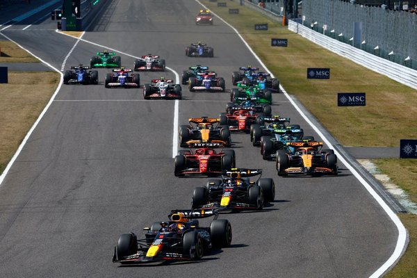 Kırmızı bayrak, Verstappen’in Japonya Yarış galibiyetine nasıl yardımcı oldu?