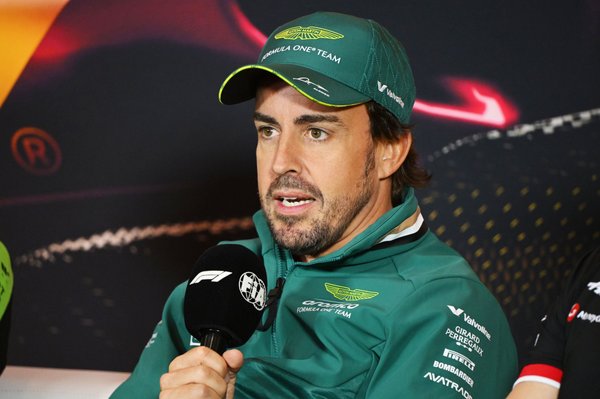 Krack: “Alonso, Aston Martin’le pek çok şey başarabilir”