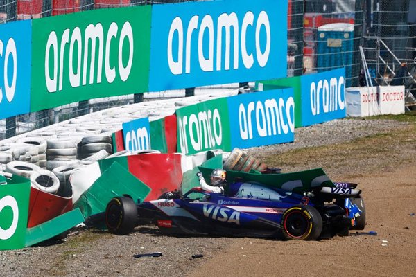 Williams, tekrar Albon’un şasisini tamir için İngiltere’ye gönderiyor!