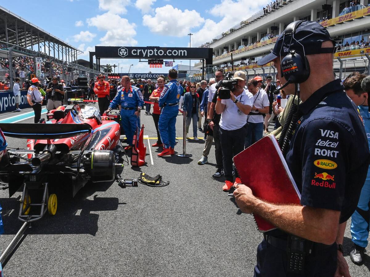 Eddie Jordan: Medienberichte über Newey-Deal mit Ferrari sind falsch