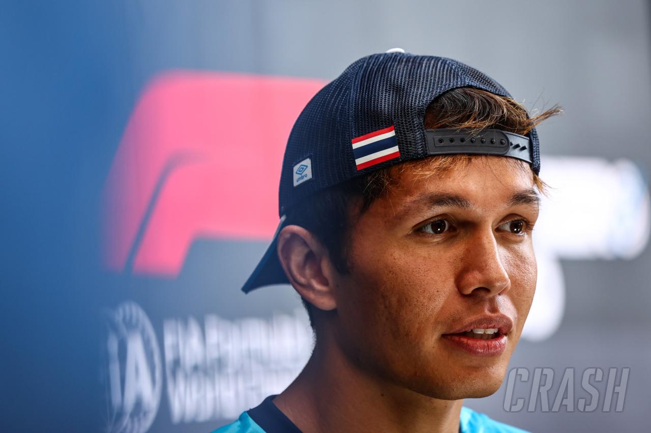 Explained: Alex Albon radio message “I’ve got a problem, tyre isn’t on properly”