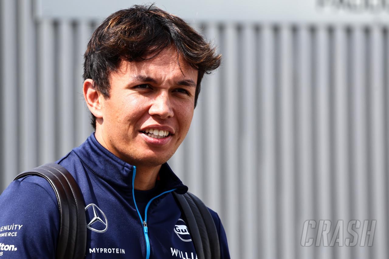 Alex Albon commits to Williams with multi-year F1 contract extension