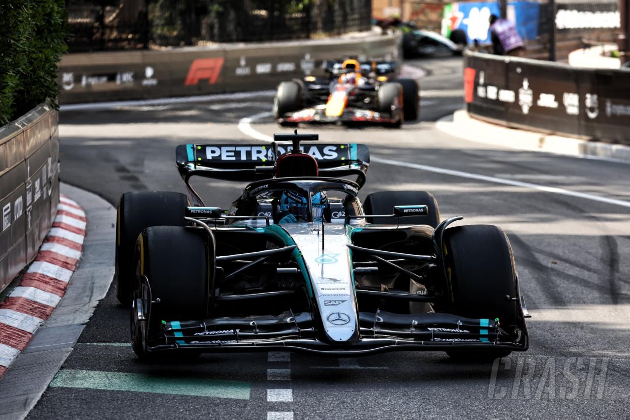 George Russell sets the record straight on Lewis Hamilton front wing decision