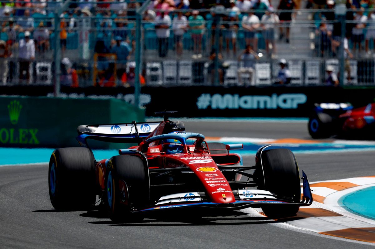 Leclerc: “Yarışta strateji ile Red Bull’u baskı altına almayı umuyoruz”