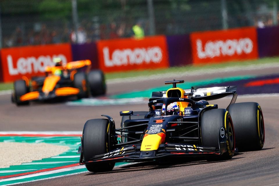 Marko: “McLaren sert hamurda Verstappen’den daha hızlıydı”