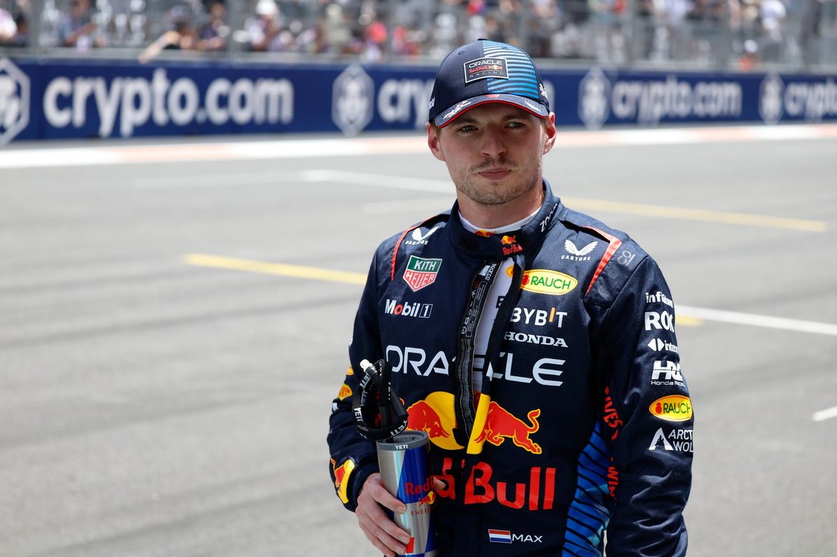 Verstappen: “Kariyerimin en keyifli turu değildi ancak pole pozisyonundayız”