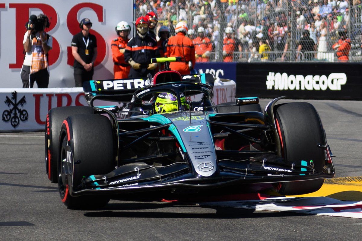 Wolff: “Mercedes, Monako’da Hamilton’a ‘tamamen yanlış’ mesajlar verdi”