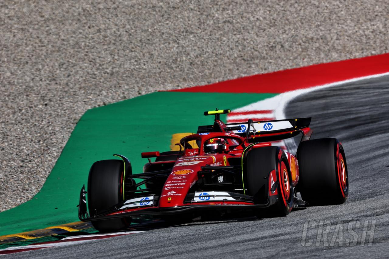 Carlos Sainz heads close FP3 as Lewis Hamilton and Charles Leclerc get into scrapes
