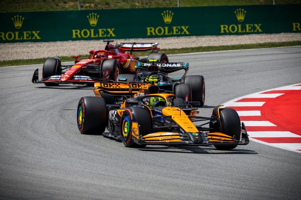 Sainz, en etkileyici arabanın McLaren’da olduğunu düşünüyor
