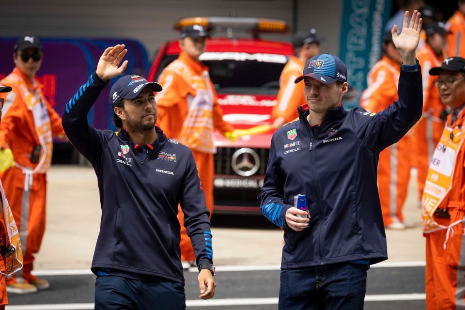 Verstappen: “Perez çok yakında eski performansına geri dönecek”