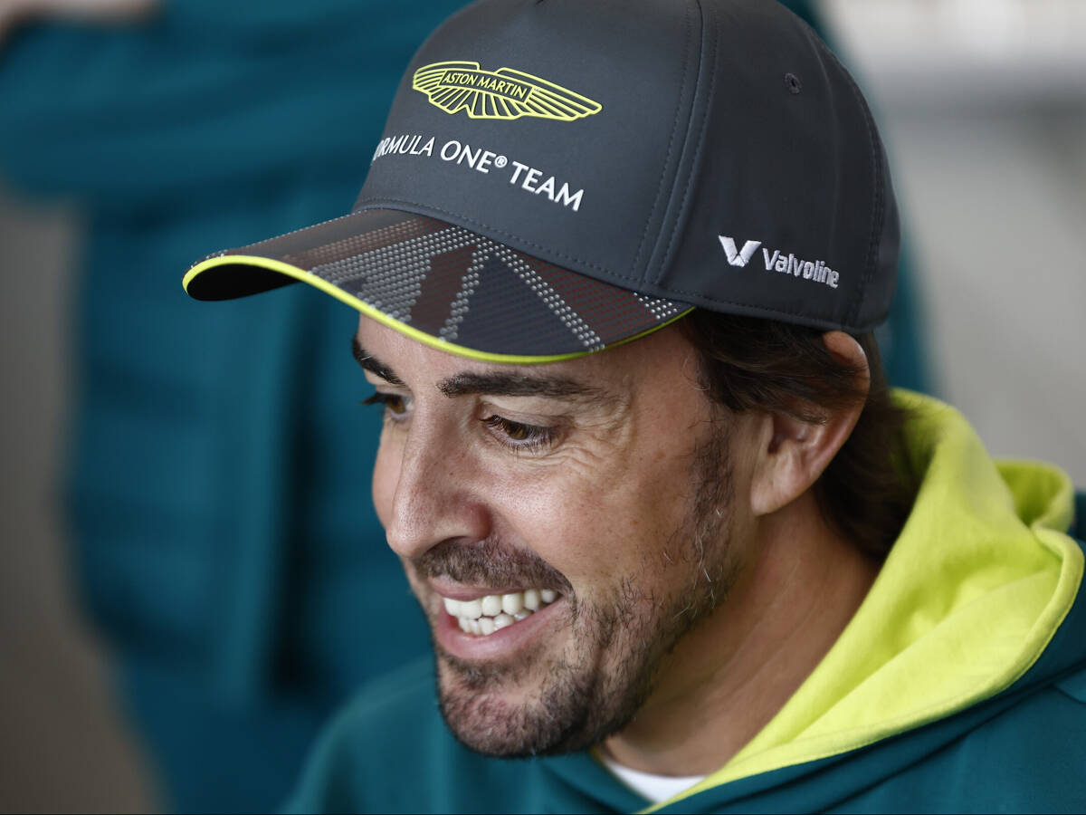 Alonso “sehr glücklich” über Cowell-Verpflichtung “zum kritischen Zeitpunkt”