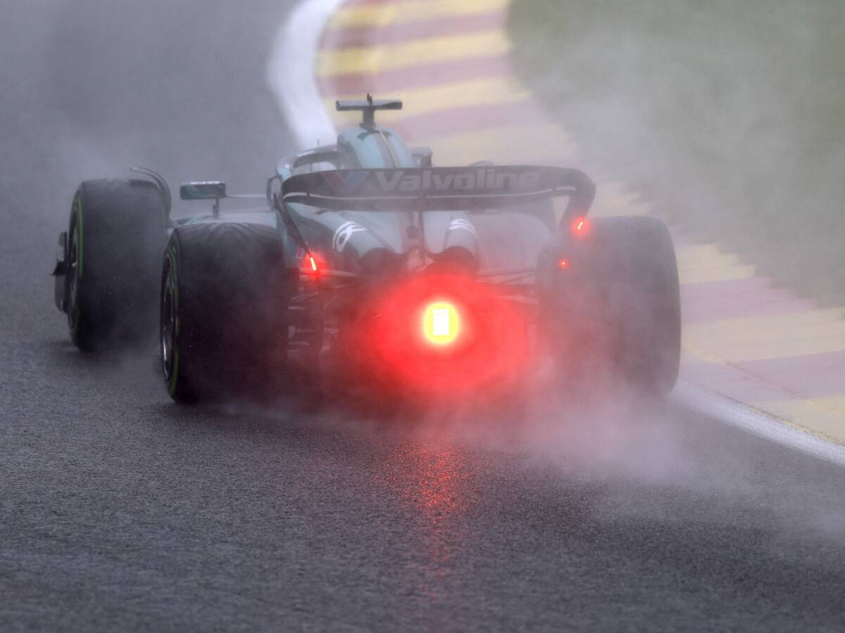 Nach Crash in Eau Rouge: FT3 von der Rennleitung abgebrochen!