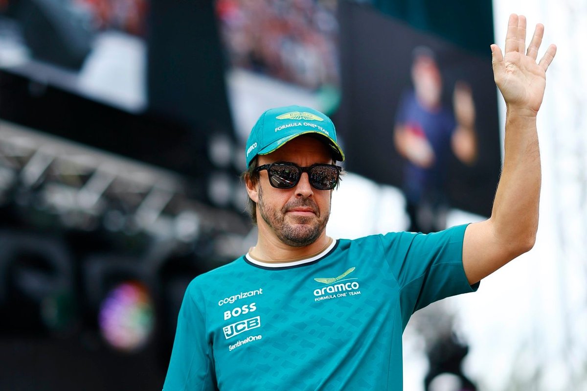Alonso: “2018’de Mercedes’in hakimiyeti yüzünden ayrıldım”