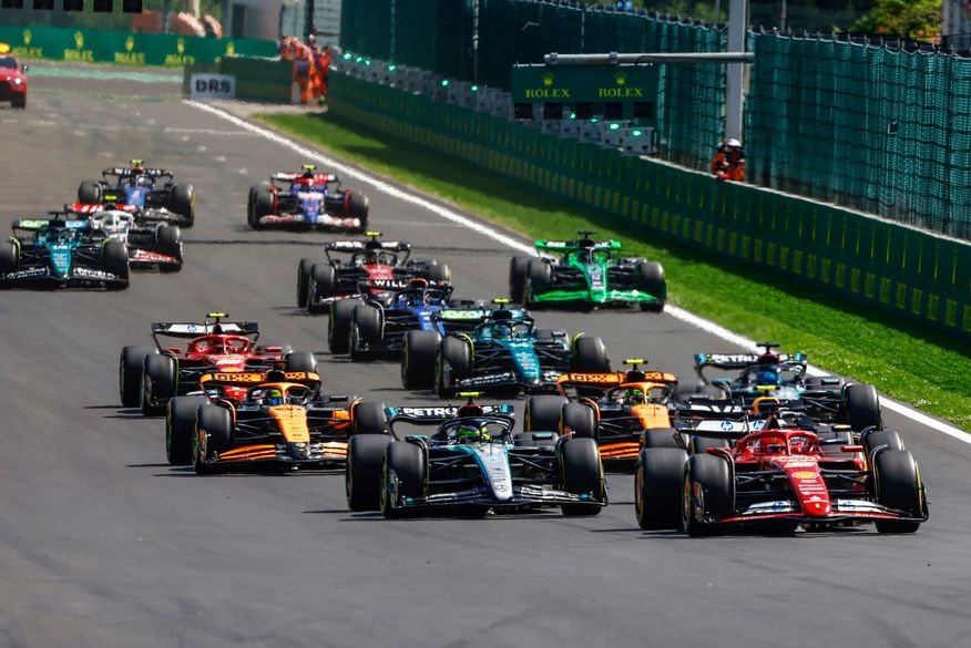 Leclerc: “Mutlu değilim çünkü önümüzde Red Bull değil, Mercedes var”