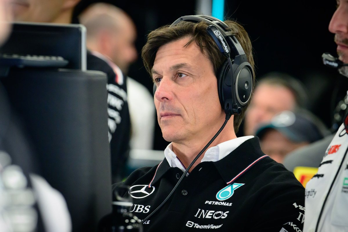Wolff: “Verstappen’in yerinde olsam şu an Mercedes’e geçmeyi düşünmezdim” Wolff: “Verstappen’in yerinde olsam şu an Mercedes’e geçmeyi düşünmezdim”