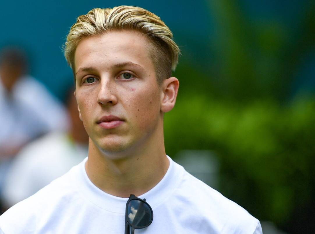 “Liam Lawson sitzt 2025 in einem unserer Autos”, sagt Helmut Marko “Liam Lawson sitzt 2025 in einem unserer Autos”, sagt Helmut Marko