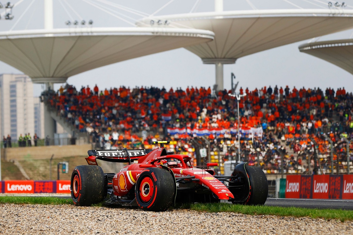 Alonso ve Sainz’ın kazaları, FIA’nın kuralları değiştirmesine neden oldu!