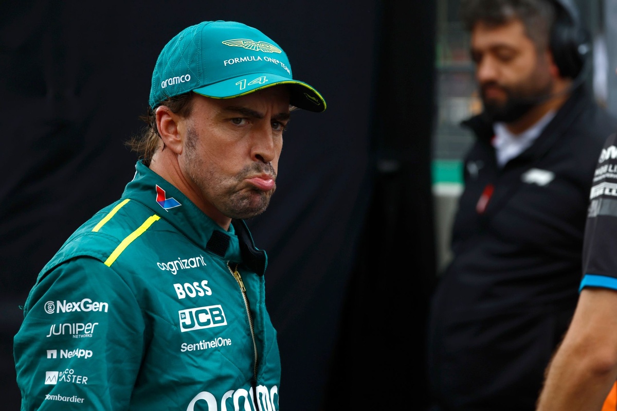Alonso, Zandvoort yarışından sonra MCL38’i yakından inceleme sebebini açıkladı
