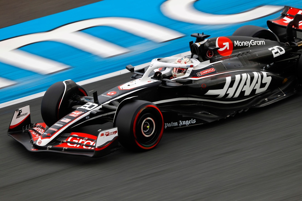 Resmi: Magnussen yarışa pit yolundan başlayacak!