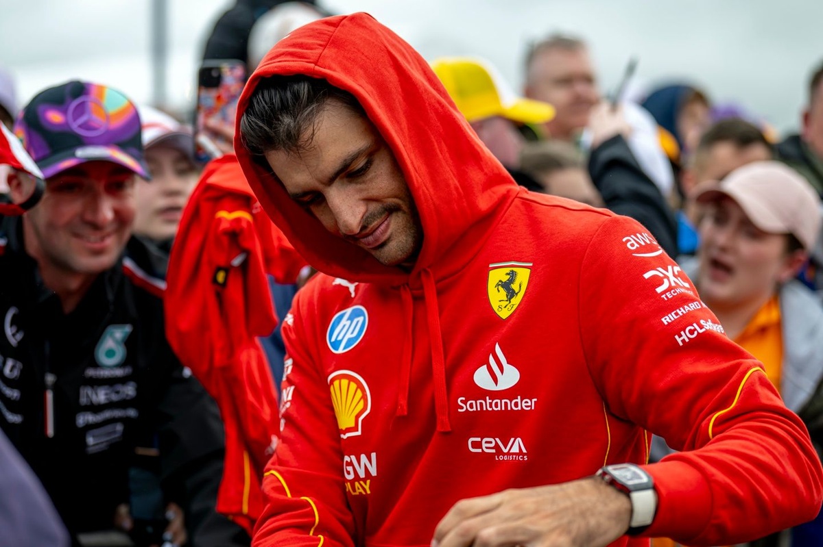 Sainz, Ferrari’den ayrılacağı belli olmadan Williams’la görüşmüş