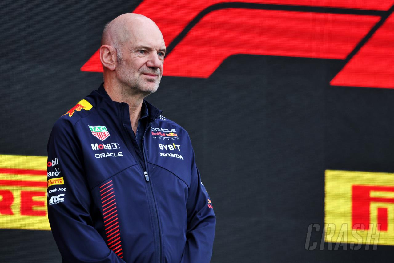 Adrian Newey accused of giving “middle finger” to Red Bull F1 “family”