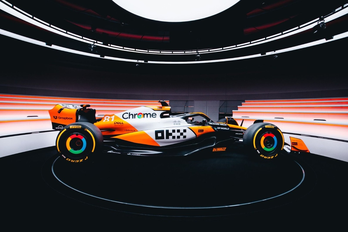 McLaren ‘efsanevi’ Singapur Yarış renk düzenini tanıttı