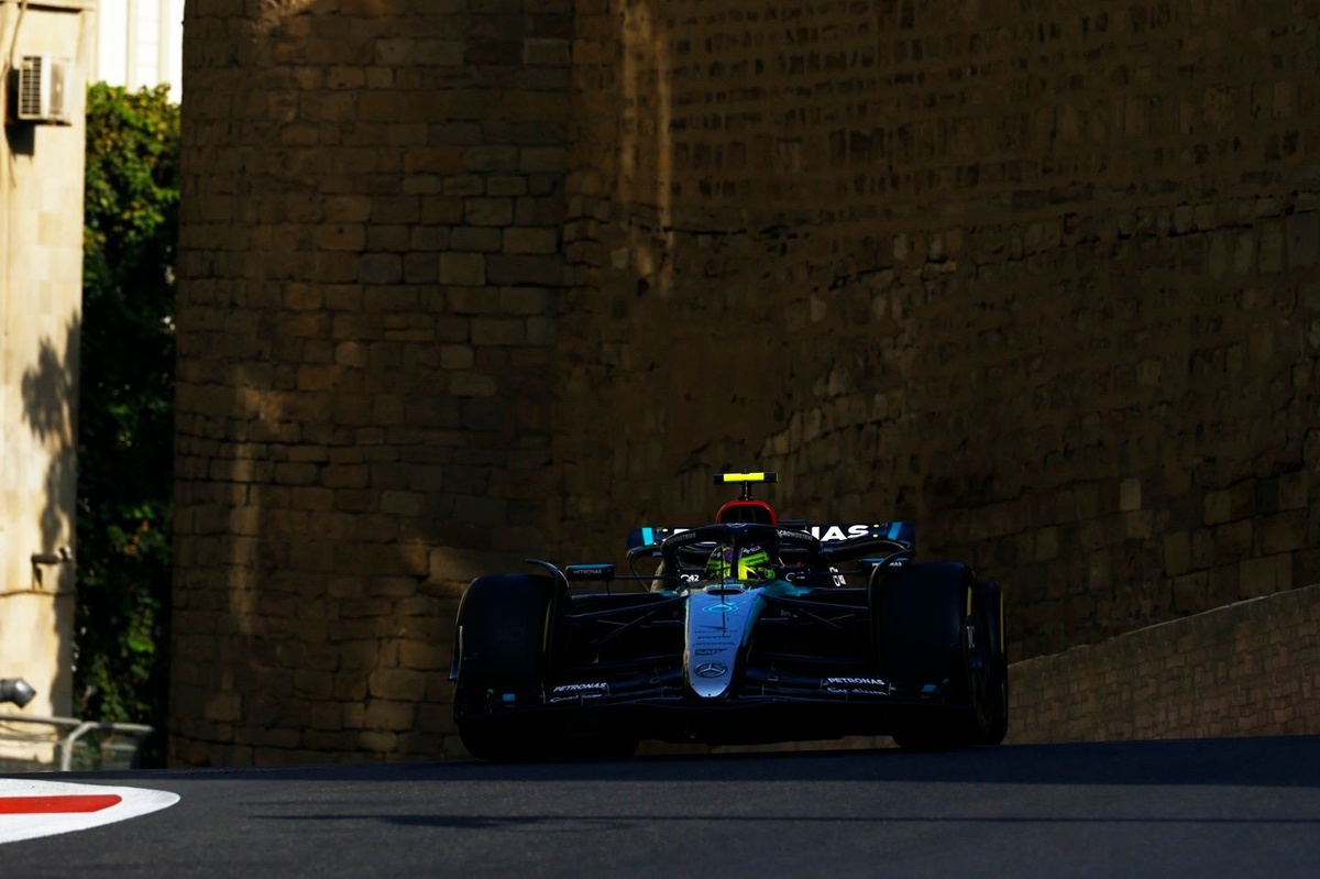 Hamilton, Mercedes aracındaki bir parçanın ‘doğru yerleştirilmediğini’ açıkladı