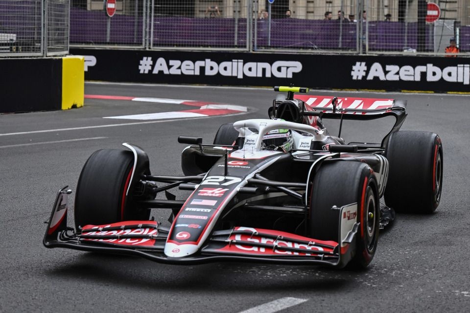 Hulkenberg’in iki hatası Bakü’de Colapinto ve Bearman’ı güçlendirdi